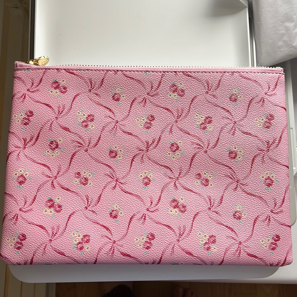 Stoney Clover Lane x Loveshackfancy Flat pouch